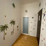 Апартаменты Jungle *